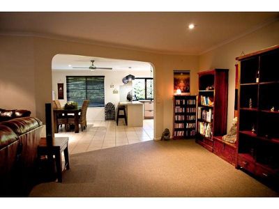 9 Bath Court, Tewantin
