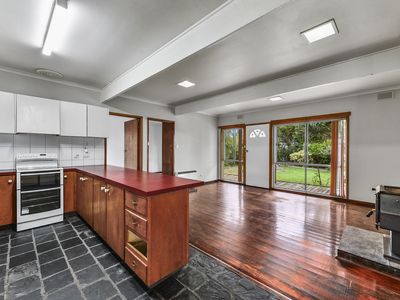 7 GEORGE STREET, Southend