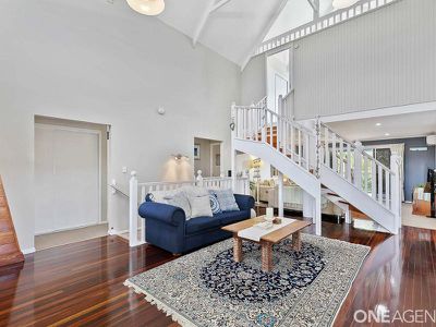 7 Awinya Court, Urraween