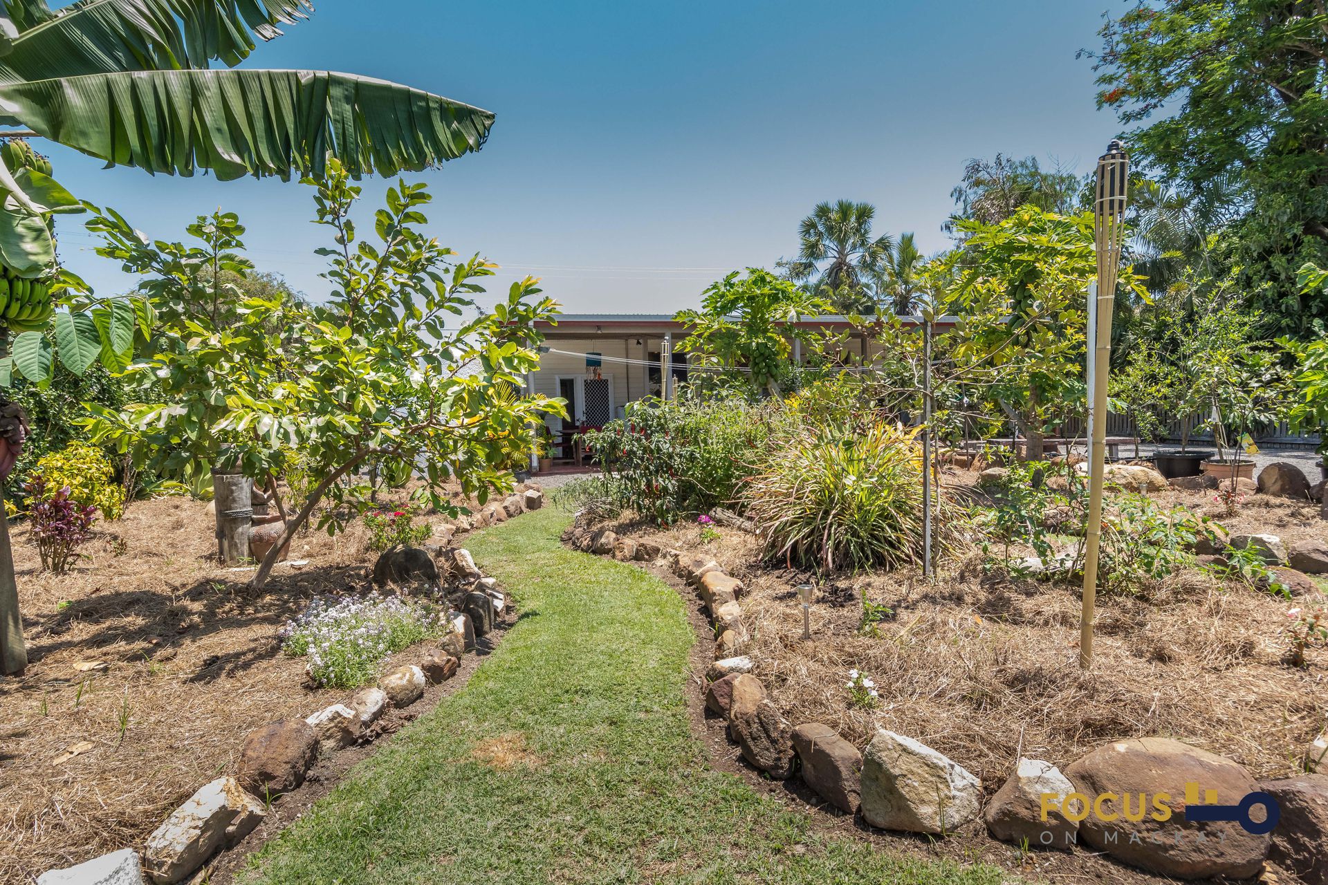 173 Anzac Avenue, Marian