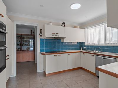 5 Surfers Avenue, Narrawallee