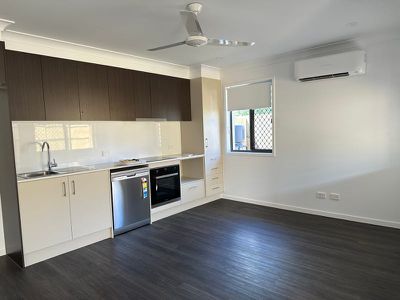 2 / 2 Ryan Road, Redbank Plains