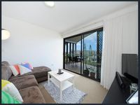 58 / 10 Grand Parade, Kawana Island