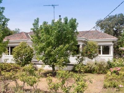 11 South Street, Belmont