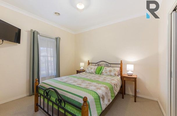 8 Ballybunion Avenue, Craigieburn