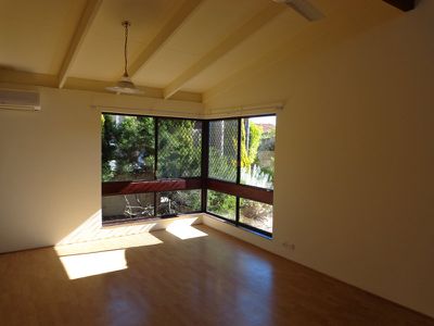 4 / 4 Thelma Street, Como