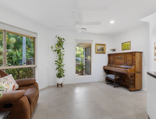 Spacious Single Level Acreage Home with Established and Productive Fruit Trees image 11