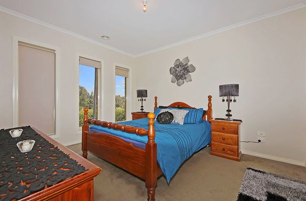 43 Elsternwick Way, Craigieburn