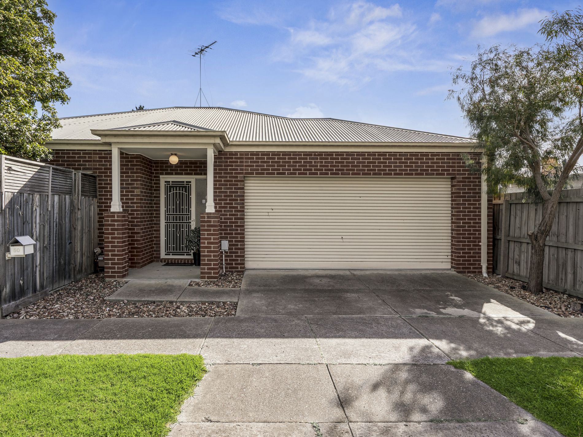 50 Poplar Street, Newcomb
