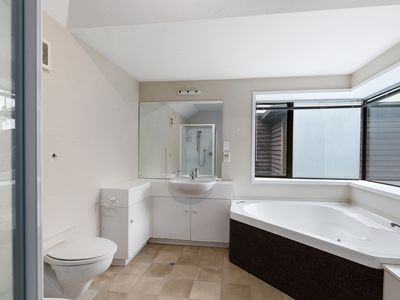 16B Hurley Street, City Centre