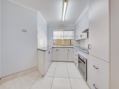 4 / 21 Caroline Street, Yeppoon