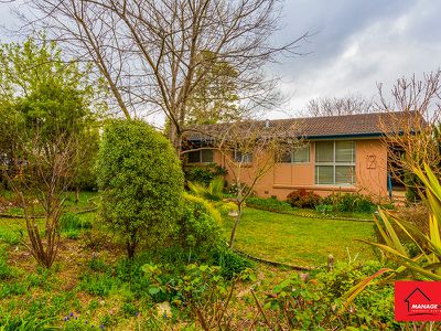 9 Sutton Place, Farrer