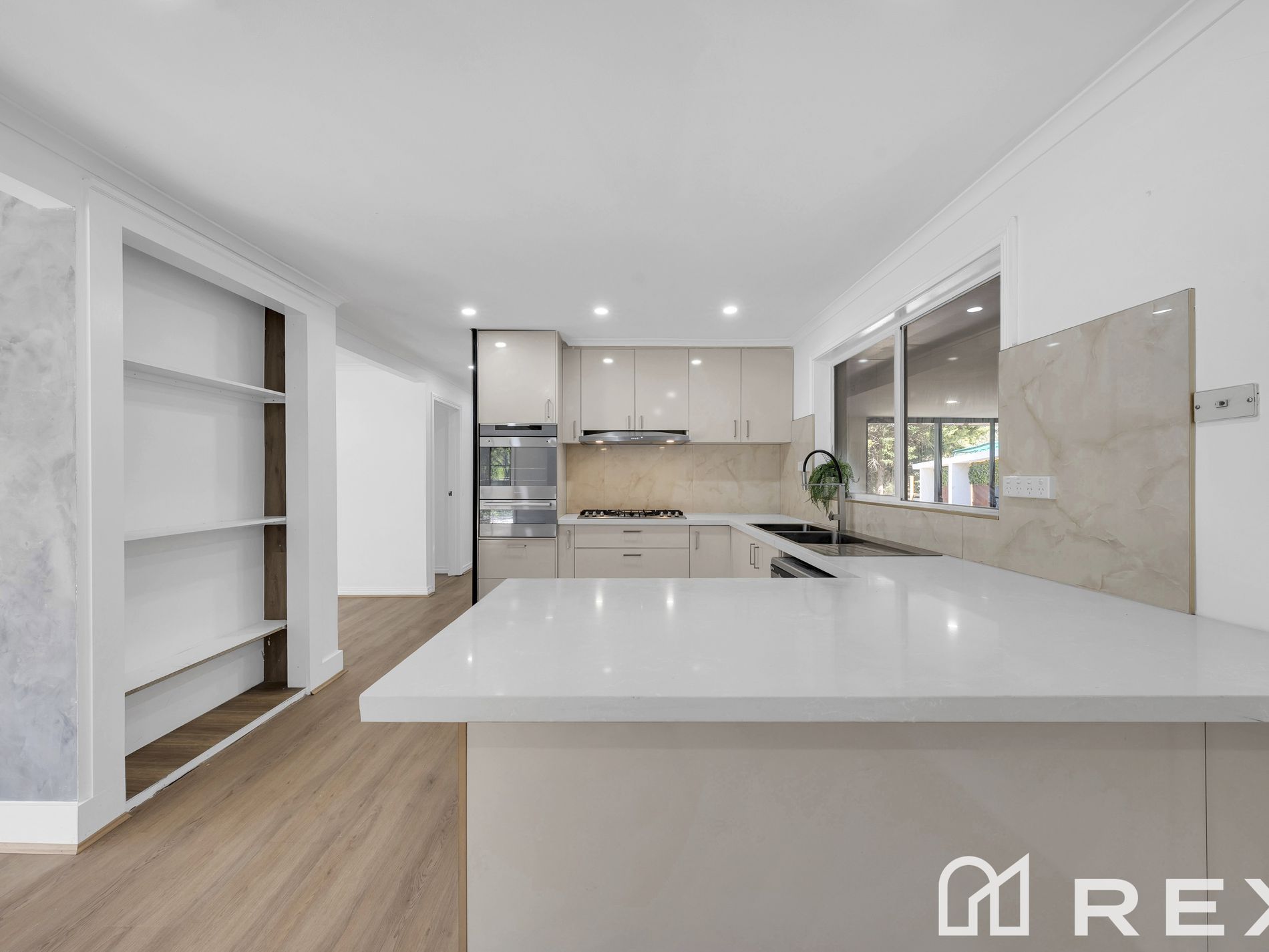 170 James Cook Drive, Endeavour Hills