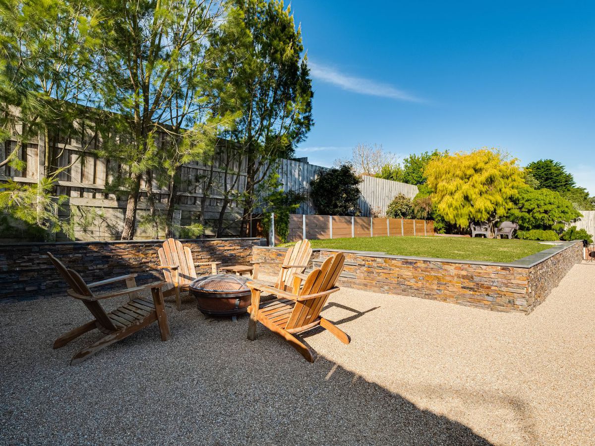 27 Fieldstone Boulevard, Beaconsfield