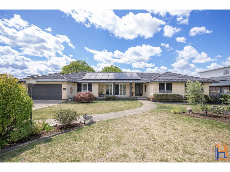 11 Chestnut Avenue, Armidale