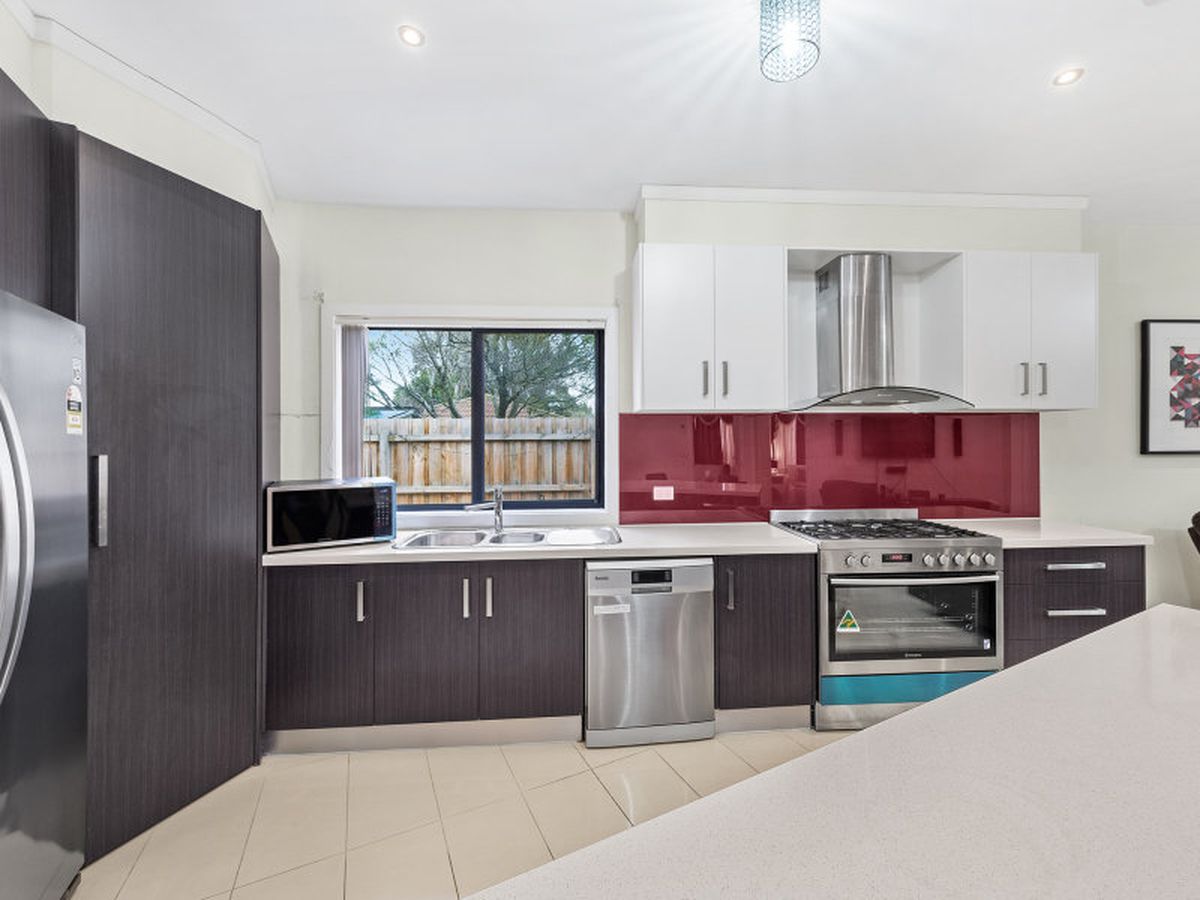 3 / 11 Wills Court, Cranbourne North