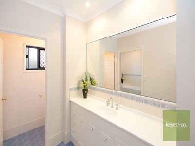 1 Riverbend Drive, Douglas