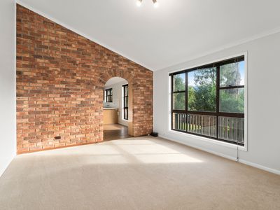24 Yeovil Drive, Bomaderry