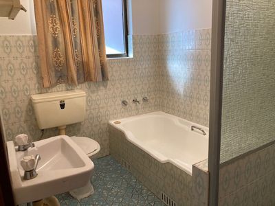 2 / 31 Carlotta Crescent, Kemblawarra