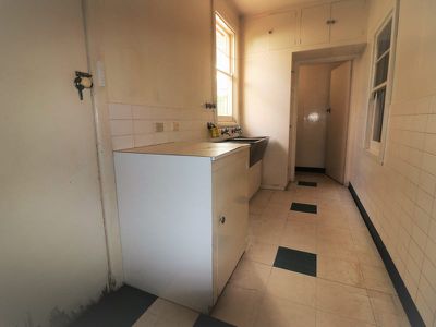 51 The Esplanade, Seymour