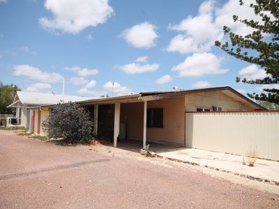 119-121 TOWERS STREET, Charters Towers City