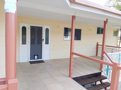 6 Barkala Close, West Gladstone