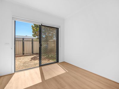 2 / 2-6 Kelly Street, Werribee
