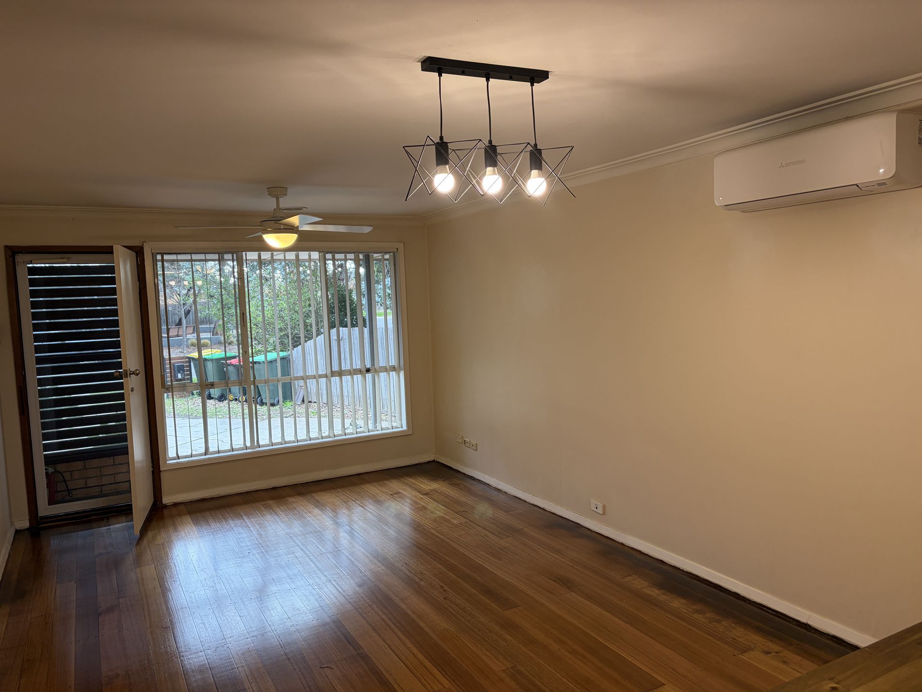 9 / 9-11 Milone Court, Werribee