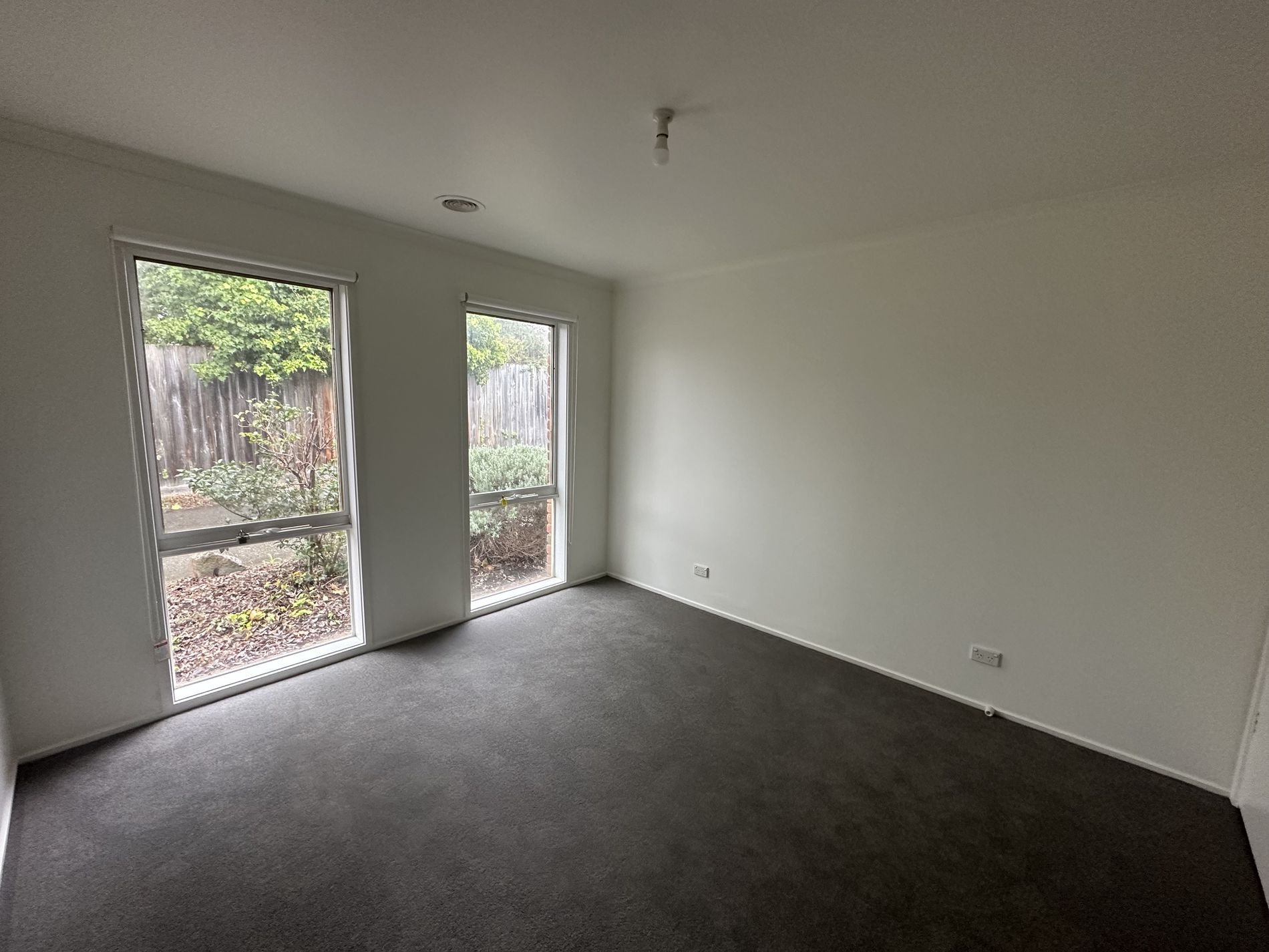3 / 323 Greensborough Highway, Watsonia