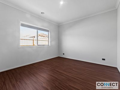 10 Yardi Way, Clyde North