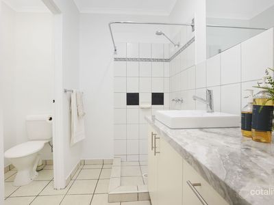 3 / 16 Coronation Drive, Stuart Park
