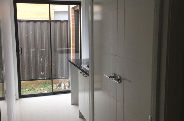 27 Admiration Drive, Craigieburn
