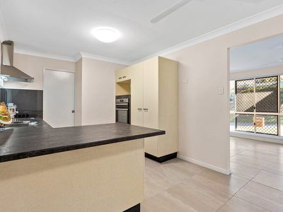 22 Warrandah Street, Rochedale South