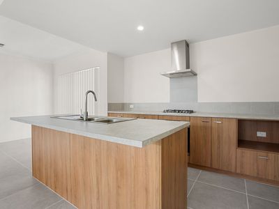 16 Minjary Loop, Baldivis
