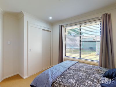 8 Manning Place, Dubbo