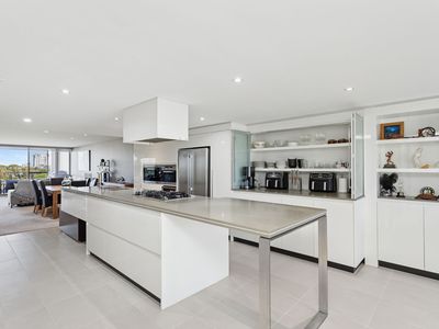 15 / 39-43 Bow River Crescent, Burswood