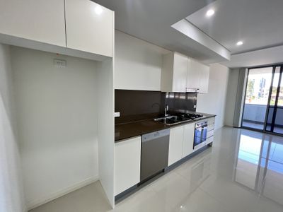 A1214 / 11 Charles Street, Canterbury