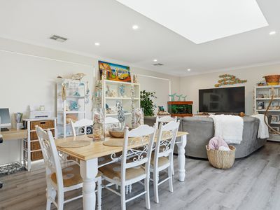 12 Pavarotti Vista, Hammond Park