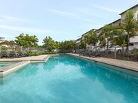10 Grand Pde  , Kawana Island