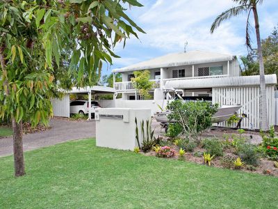 1 / 6 Woorookool Place, Noosaville