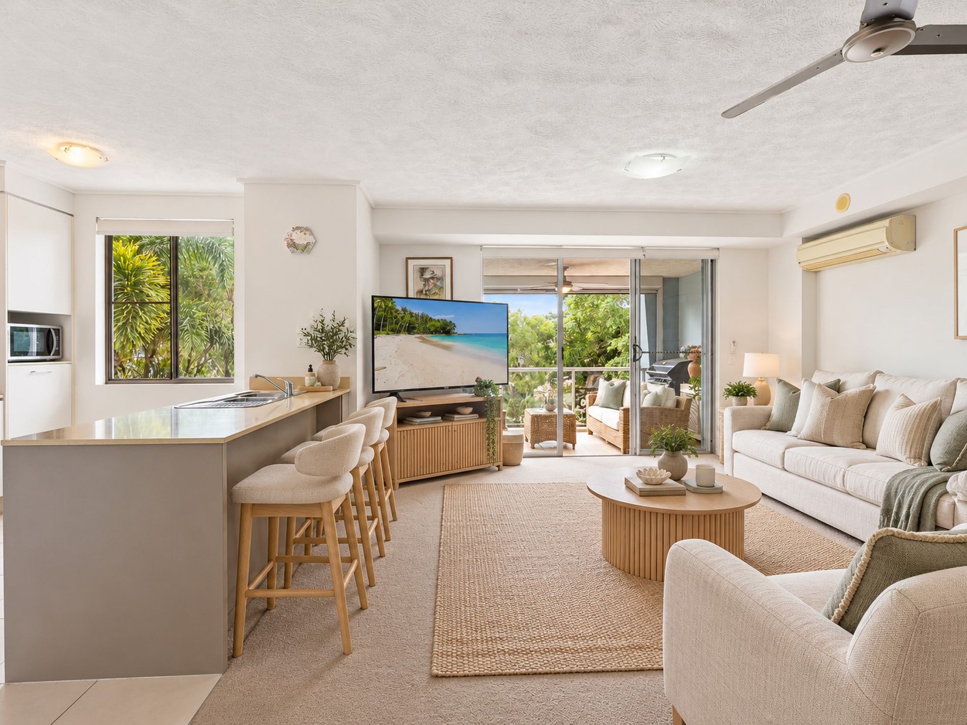 522 / 66 SICKLE AVENUE, Hope Island