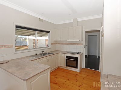 17 Howard Street, Horsham