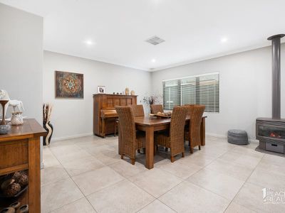 31 Jinatong Loop, Dawesville