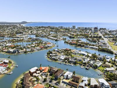 2 / 22 Pangarinda Place, Mooloolaba