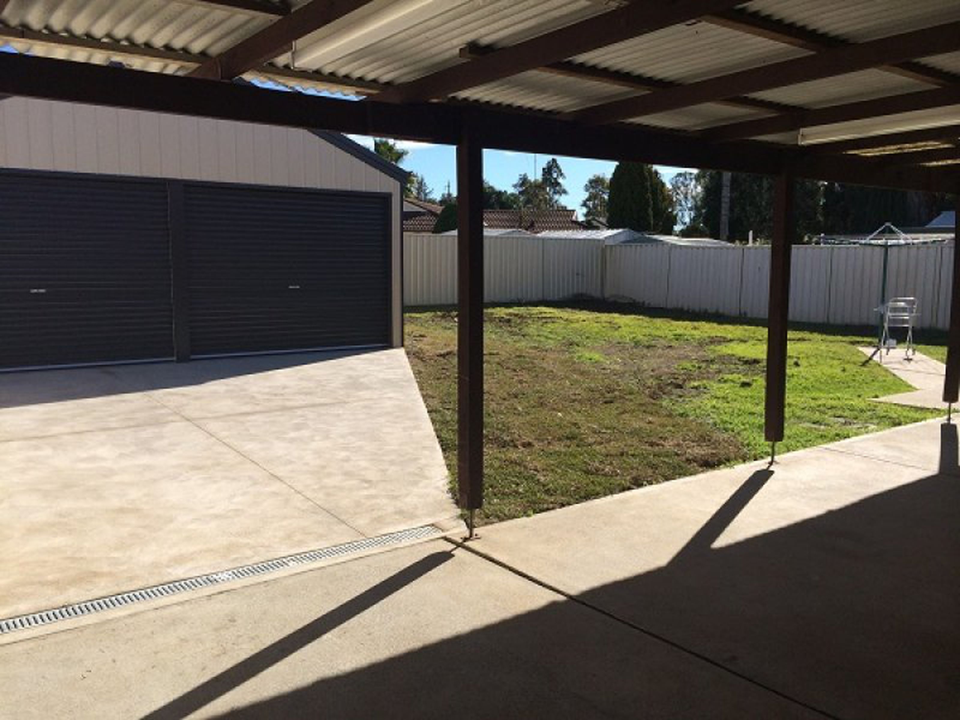 33 Carnation Avenue, CLAREMONT MEADOWS