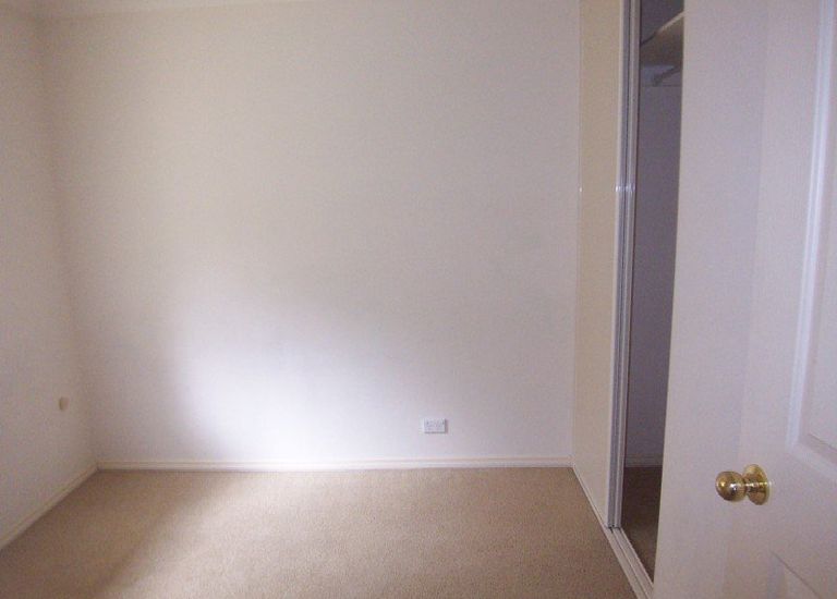 2 / 15-17 Barndoo Street, Hallett Cove