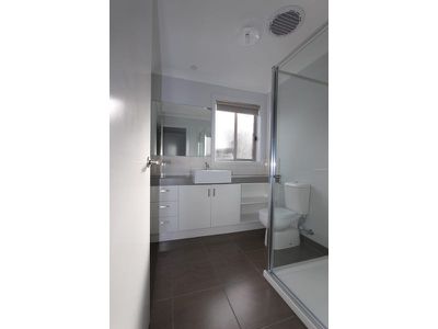 13B Levoca Court, Bell Park