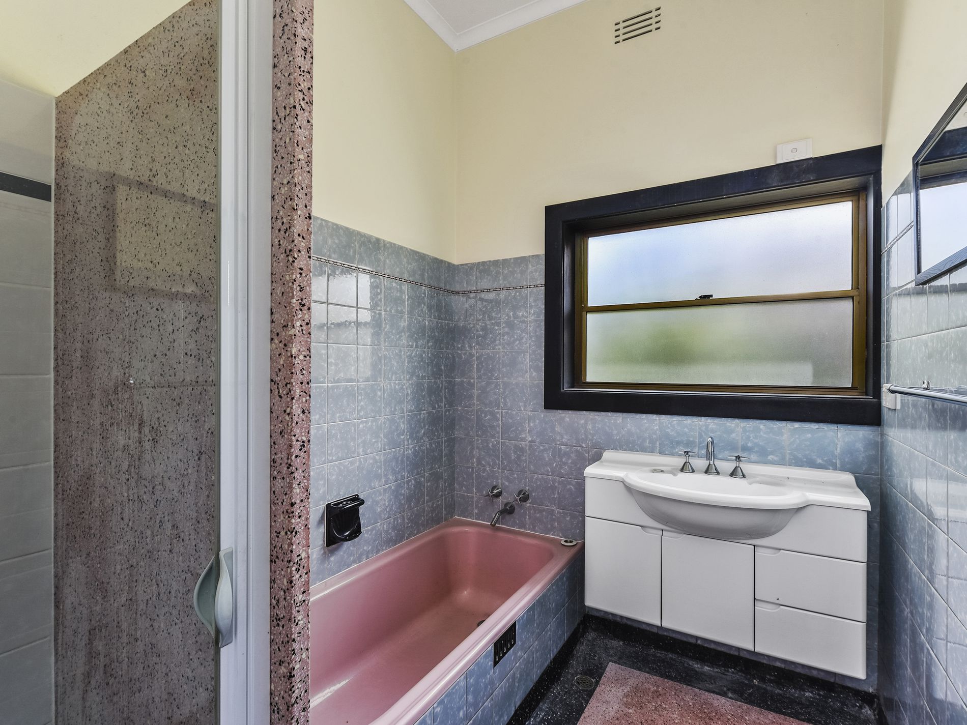 8 Science Avenue, Millicent