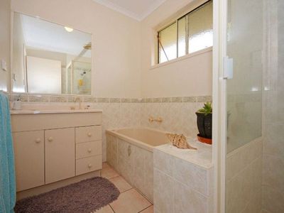 53 Chancellor Drive, Urraween