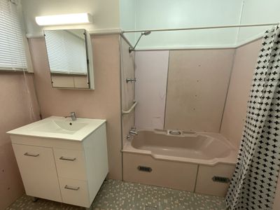 3 Renfree Street, Forbes